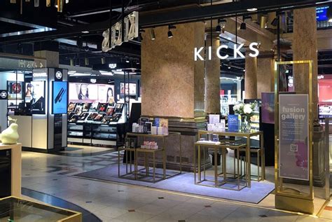 Kicks Flagship Store .